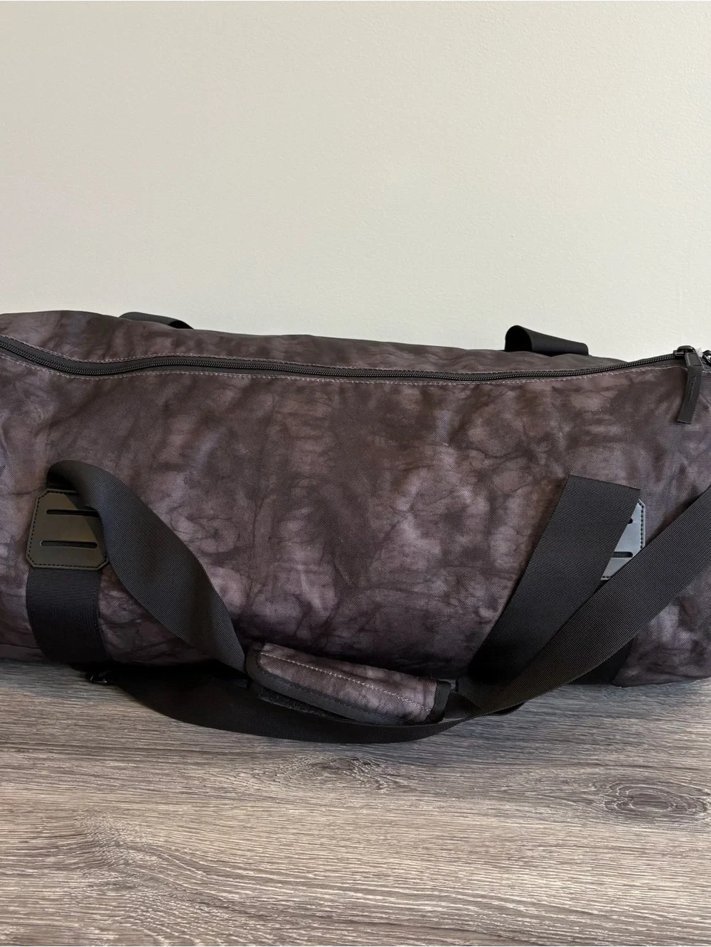 Burton spacious duffel